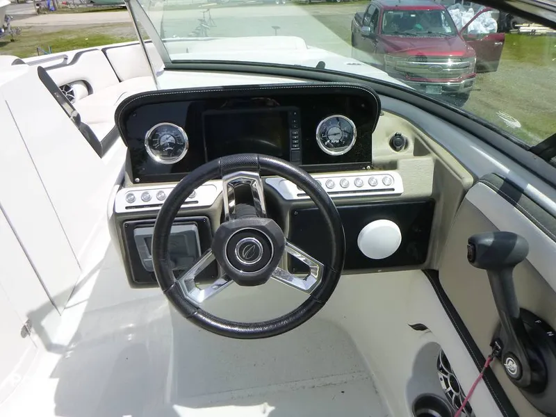 Slide: The Image of Crownline Boats 260 XSS 2023 - 16444623