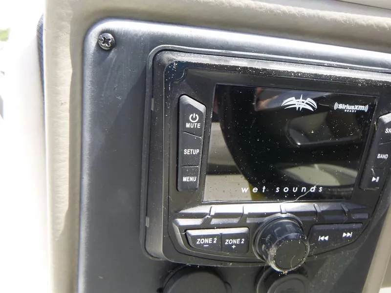 Slide: The Image of Crownline Boats 260 XSS 2023 - 16444637