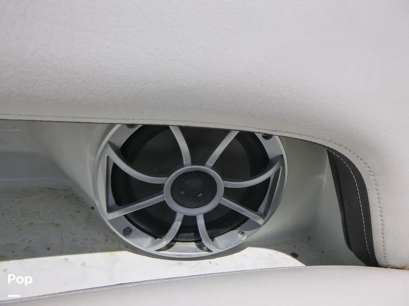 Slide: The Image of Crownline Boats 260 XSS 2023 - 16444617