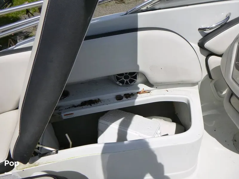 Slide: The Image of Crownline Boats 260 XSS 2023 - 16444620