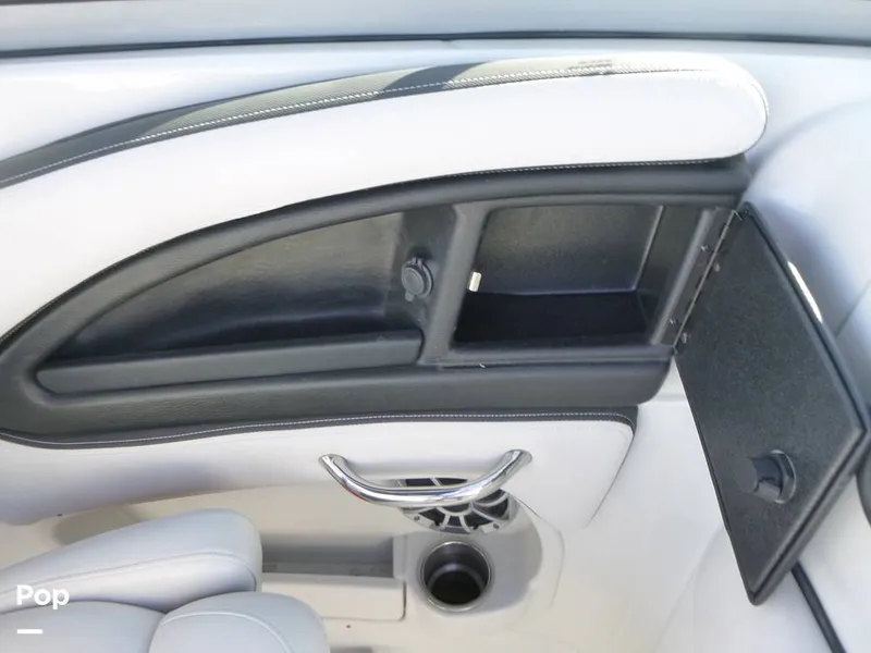 Slide: The Image of Crownline Boats 260 XSS 2023 - 16444365