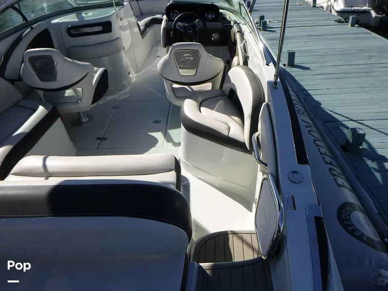Slide: The Image of Crownline Boats 260 XSS 2023 - 16444341