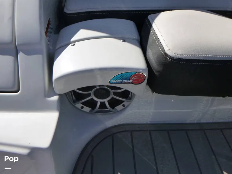 Slide: The Image of Crownline Boats 260 XSS 2023 - 16444345