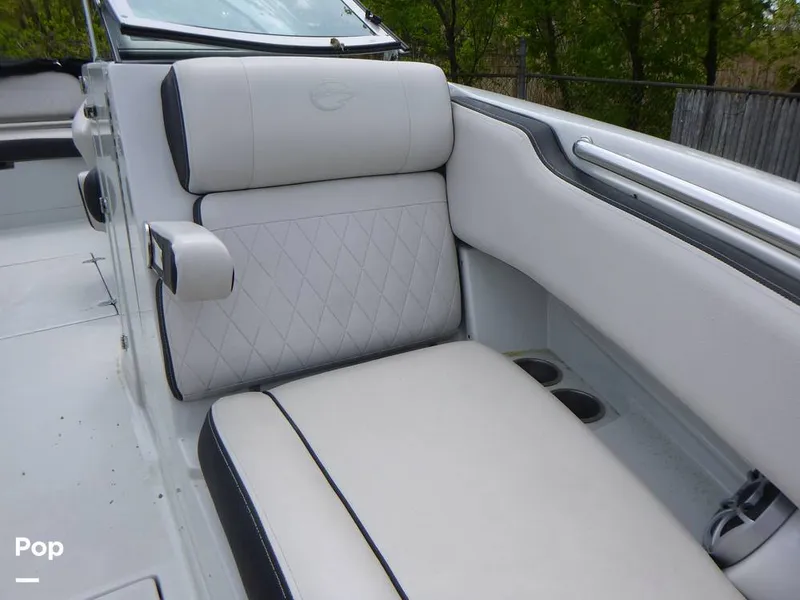 Slide: The Image of Crownline Boats 250 XSS 2023 - 16444328