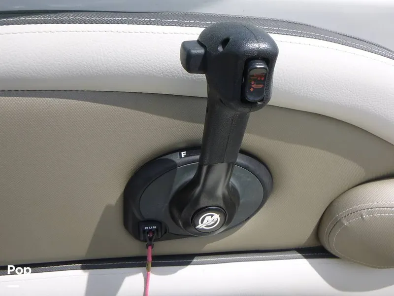 Slide: The Image of Crownline Boats 250 XSS 2023 - 16444309