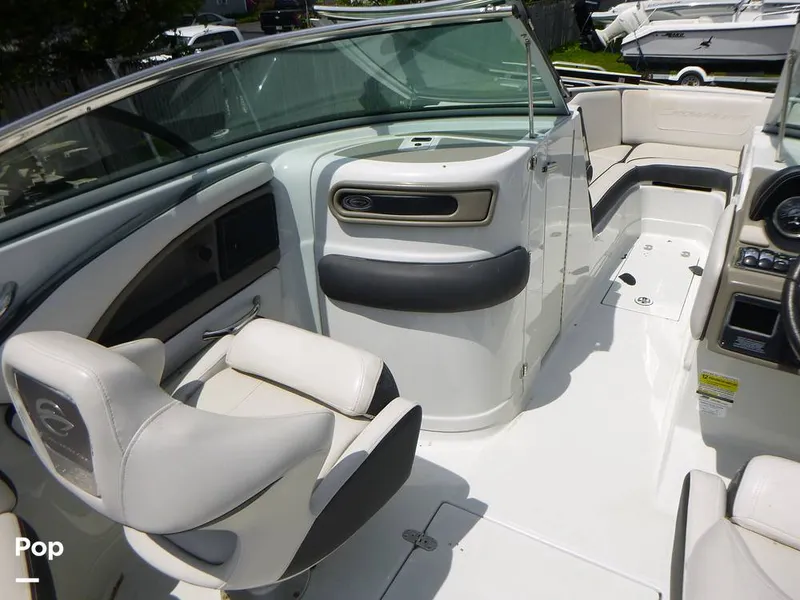 Slide: The Image of Crownline Boats 250 XSS 2023 - 16444319