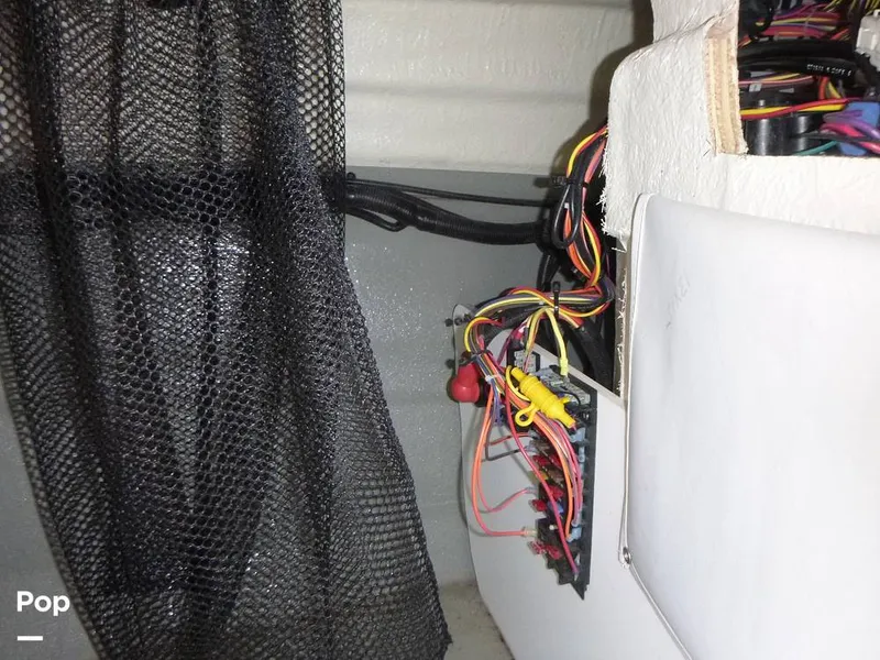 Slide: The Image of Crownline Boats 250 XSS 2023 - 16432001