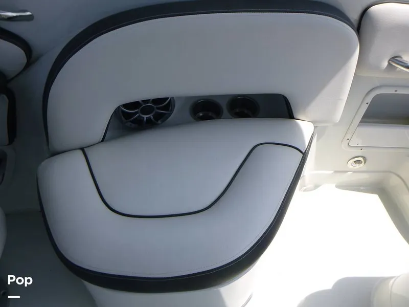 Slide: The Image of Crownline Boats 250 XSS 2023 - 16432004