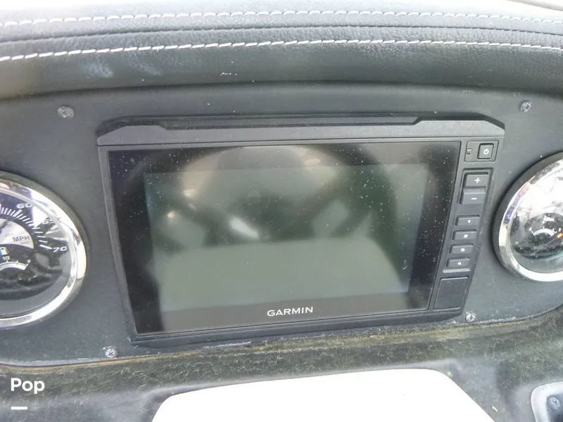 Slide: The Image of Crownline Boats 250 XSS 2023 - 16432017