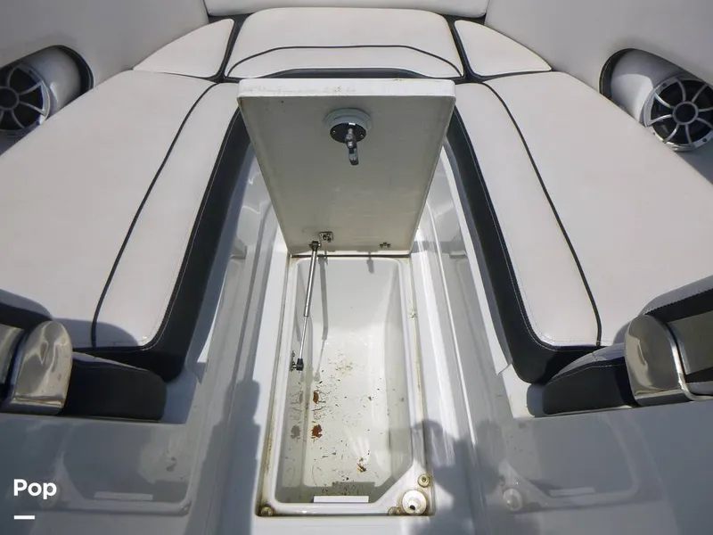 Slide: The Image of Crownline Boats 250 XSS 2023 - 16432025