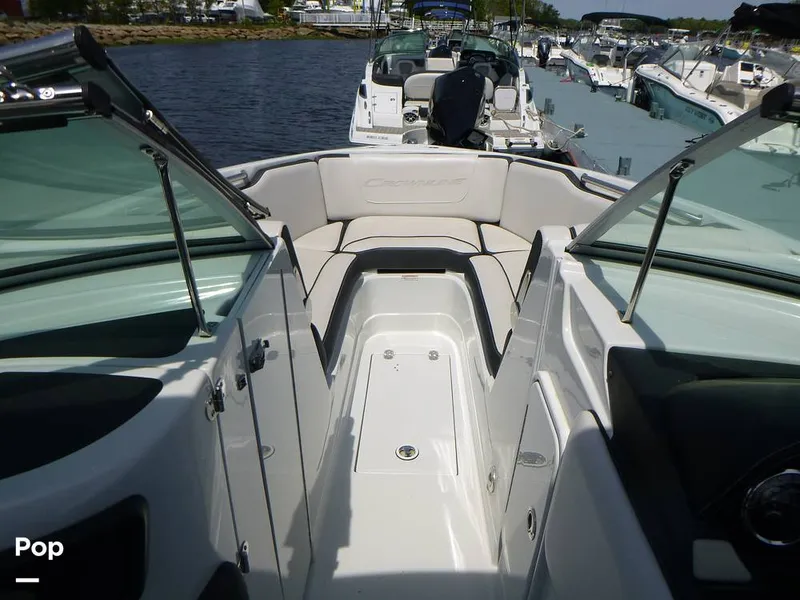 Slide: The Image of Crownline Boats 250 XSS 2023 - 16432022