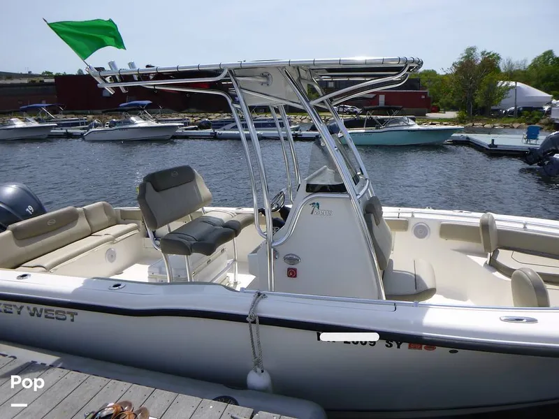 Slide: The Image of Key West 239FS 2022 - 16444250