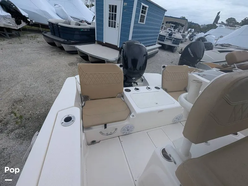 Slide: The Image of Bayliner Trophy T22CC 2024 - 16467247