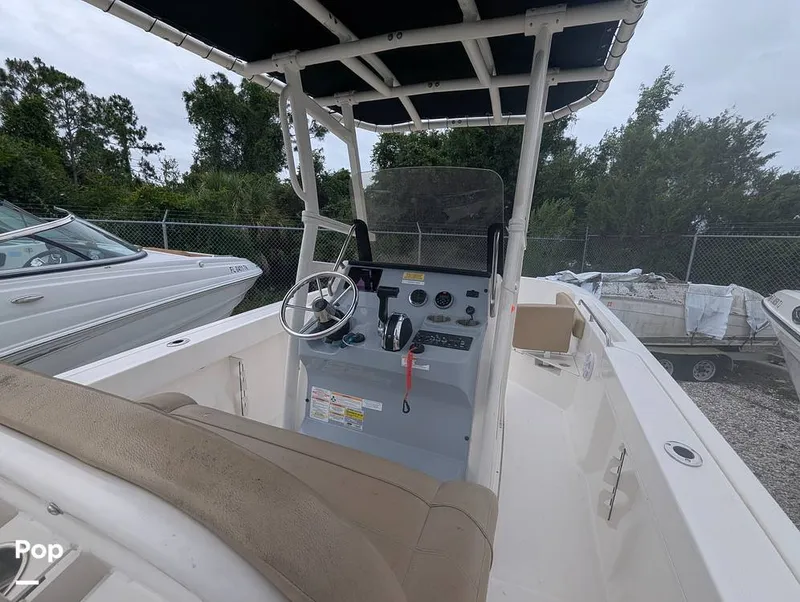 Slide: The Image of Bayliner Trophy T22CC 2024 - 16467250