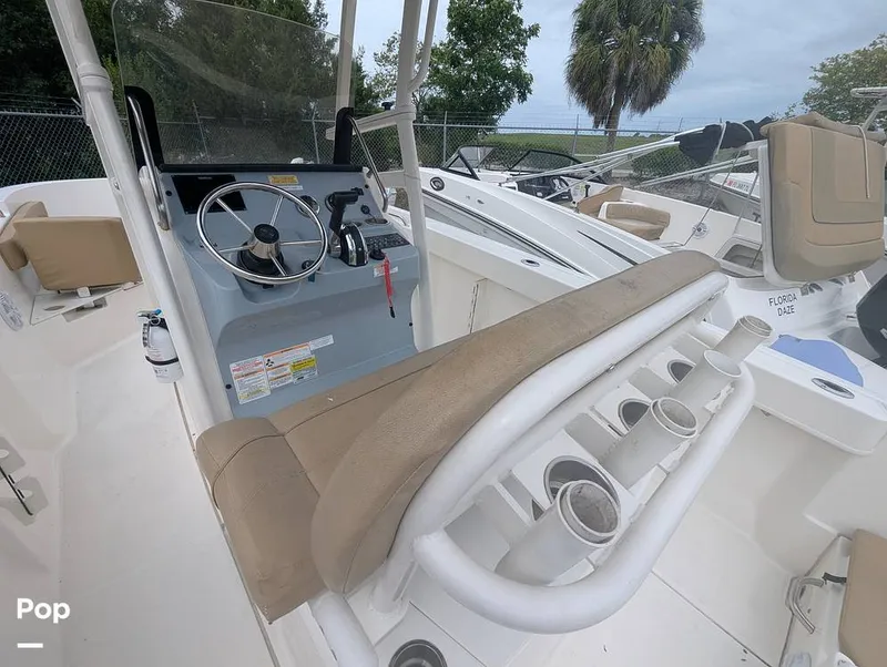 Slide: The Image of Bayliner Trophy T22CC 2024 - 16467272