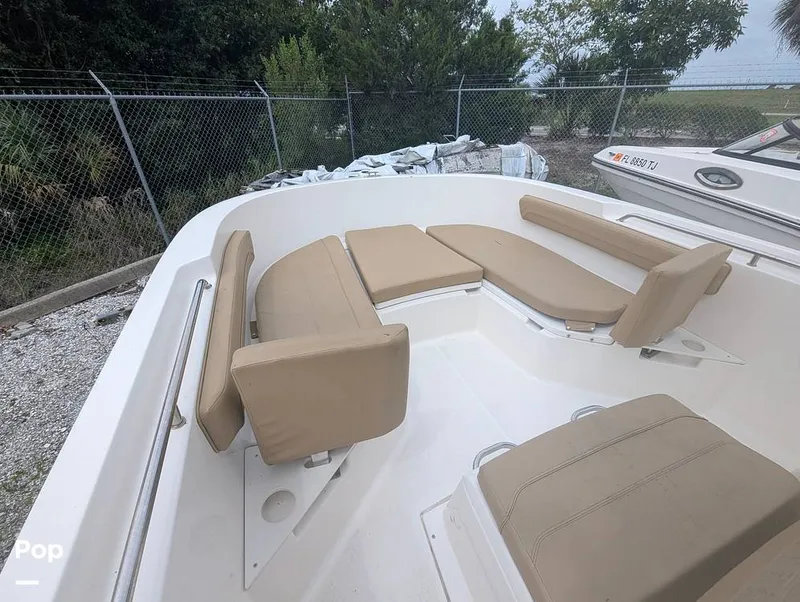 Slide: The Image of Bayliner Trophy T22CC 2024 - 16467283