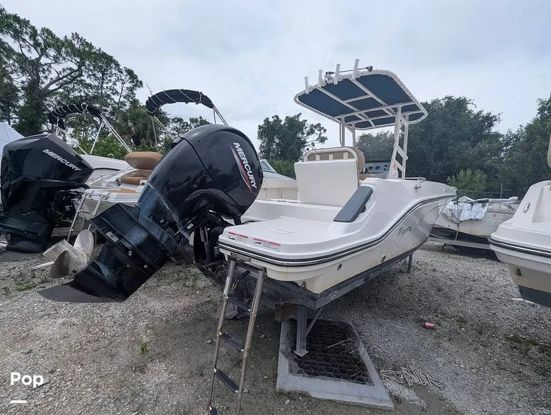Slide: The Image of Bayliner Trophy T22CC 2024 - 16467322