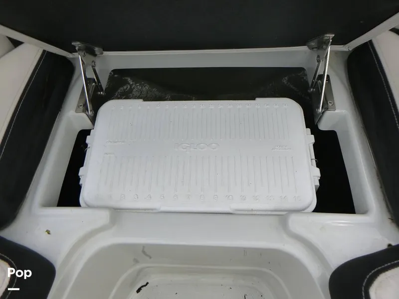 Slide: The Image of Crownline Boats 250 XSS 2023 - 16443882