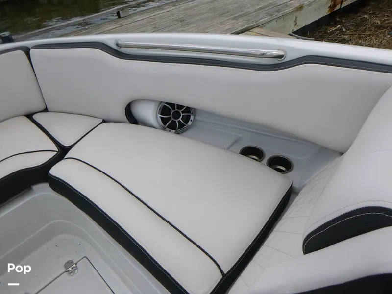 Slide: The Image of Crownline Boats 250 XSS 2023 - 16443878