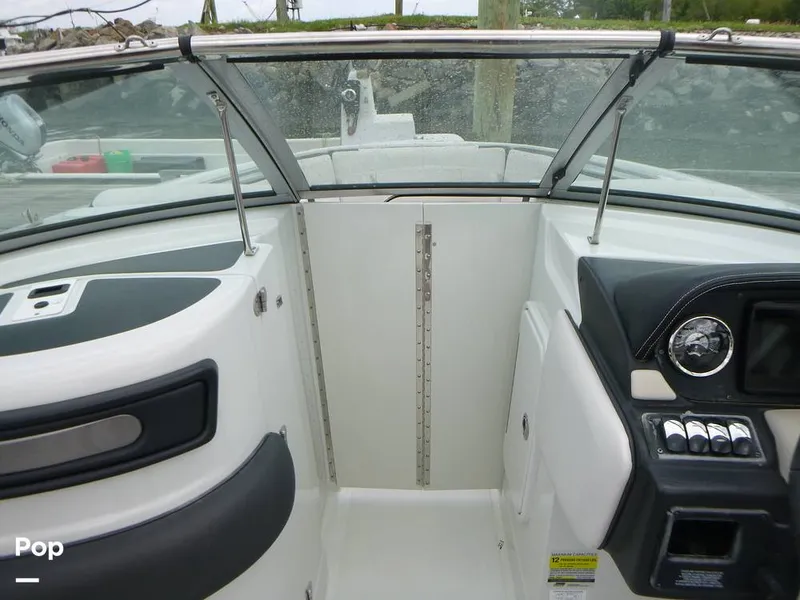 Slide: The Image of Crownline Boats 250 XSS 2023 - 16443874