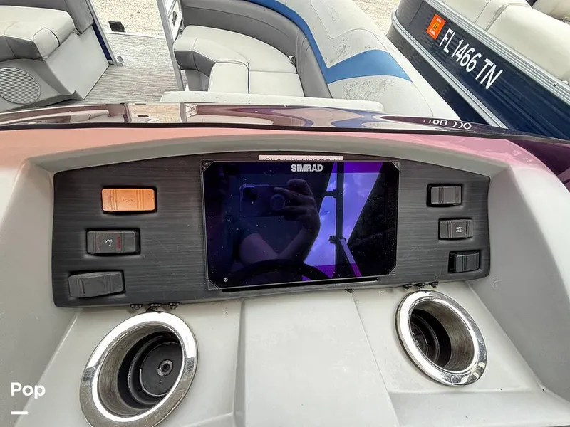 Slide: The Image of Bennington SX22 2023 - 16417188