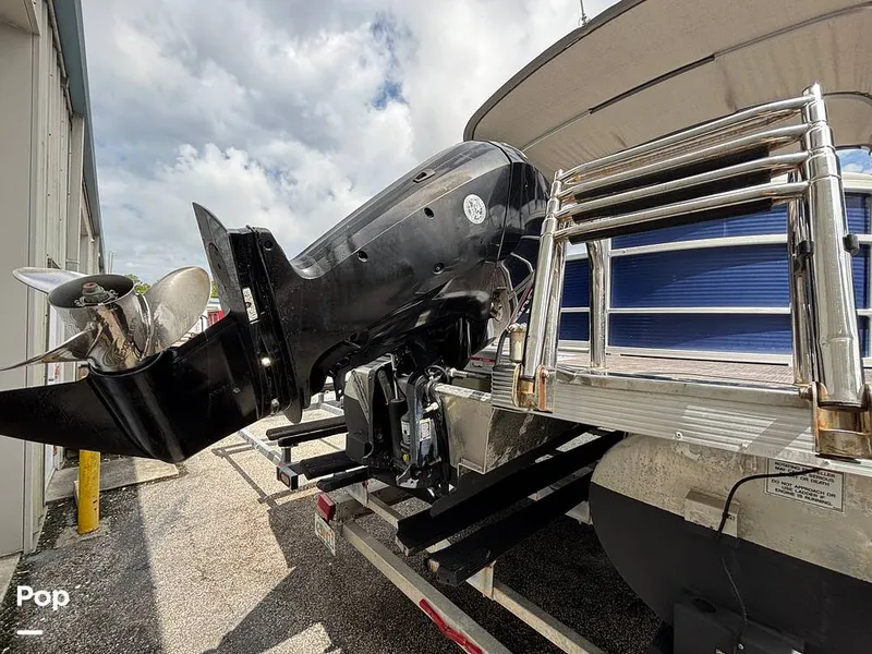 Slide: The Image of Bennington SX22 2023 - 16417144