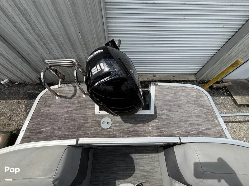 Slide: The Image of Bennington SX22 2023 - 16417200
