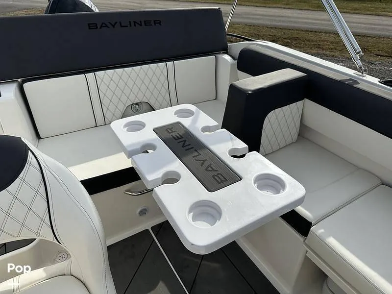 Slide: The Image of Bayliner D20 2025 - 16406578