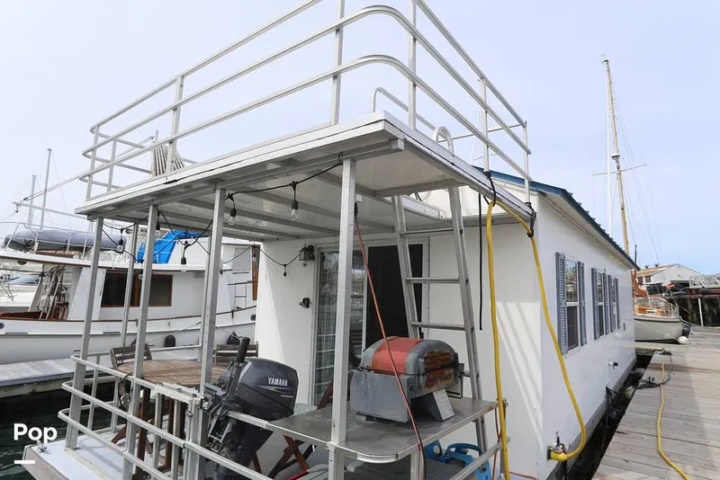 Slide: The Image of Catamaran Aqua Lodge 42 2010 - 16441797