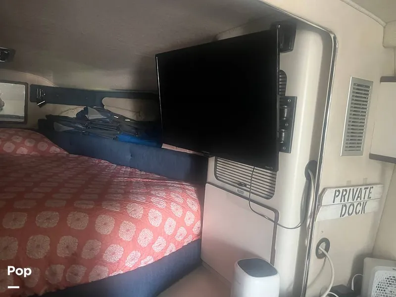 Slide: The Image of Sea Ray Express 370 1992 - 16428598