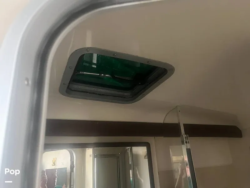 Slide: The Image of Sea Ray Express 370 1992 - 16428602