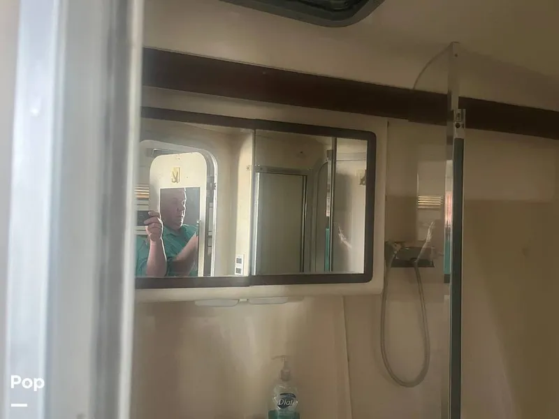 Slide: The Image of Sea Ray Express 370 1992 - 16428604