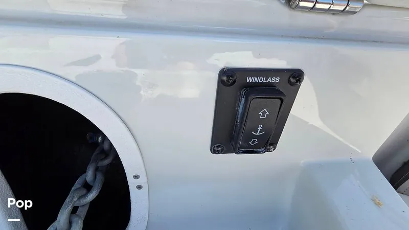 Slide: The Image of Crownline Boats Finseeker 280DC 2024 - 16627534