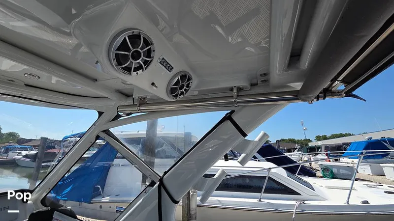 Slide: The Image of Crownline Boats Finseeker 280DC 2024 - 16627478