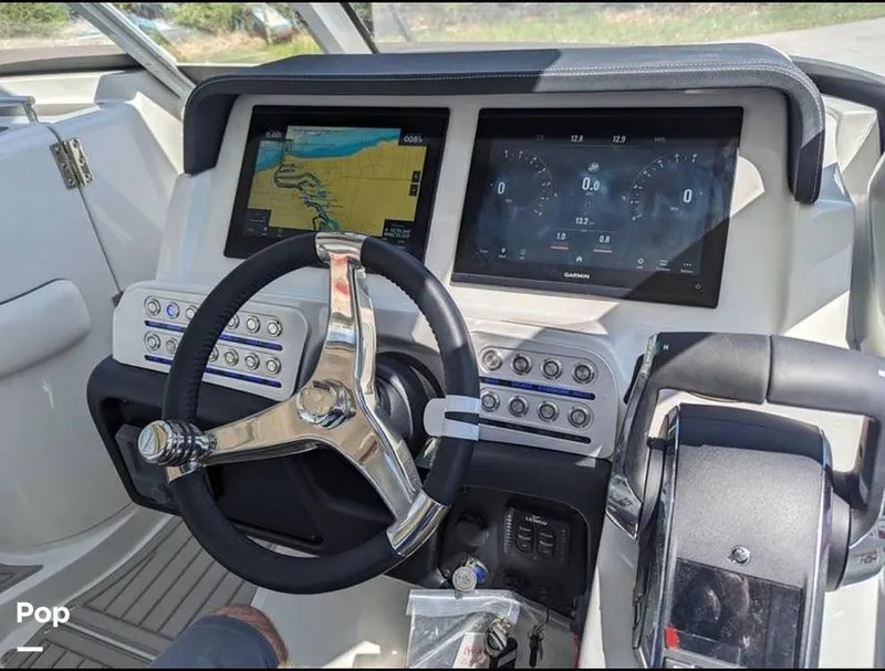 Slide: The Image of Crownline Boats Finseeker 280DC 2024 - 16408731