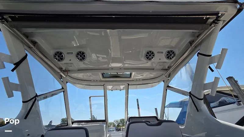 Slide: The Image of Crownline Boats Finseeker 280DC 2024 - 16627474