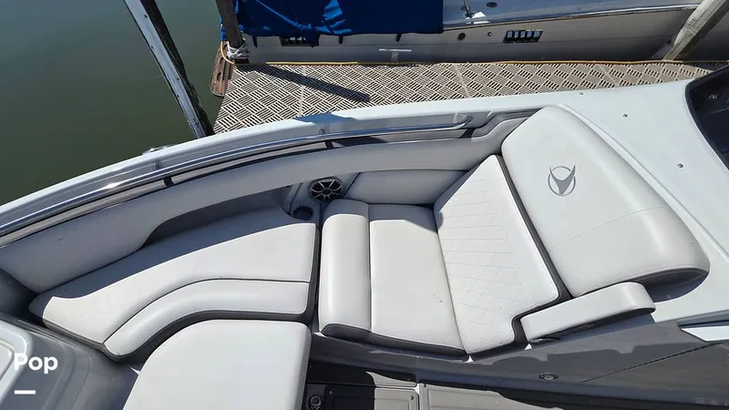 Slide: The Image of Crownline Boats Finseeker 280DC 2024 - 16627537