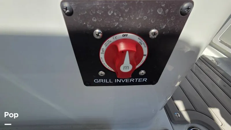 Slide: The Image of Crownline Boats Finseeker 280DC 2024 - 16627500