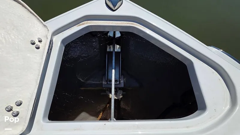 Slide: The Image of Crownline Boats Finseeker 280DC 2024 - 16627536