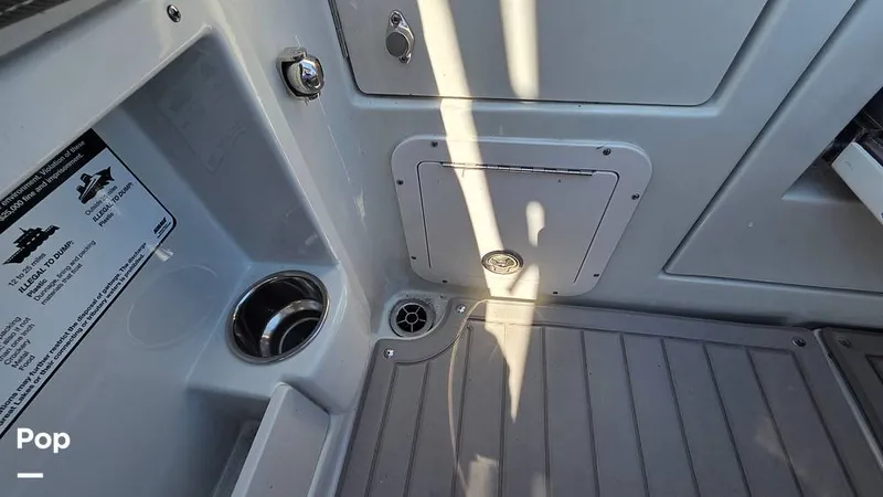 Slide: The Image of Crownline Boats Finseeker 280DC 2024 - 16627446