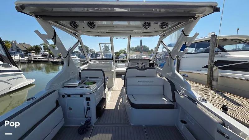 Slide: The Image of Crownline Boats Finseeker 280DC 2024 - 16627471