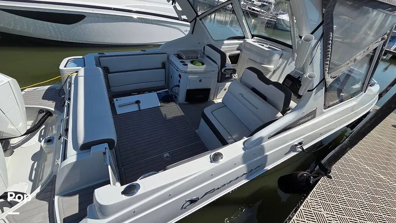 Slide: The Image of Crownline Boats Finseeker 280DC 2024 - 16627432