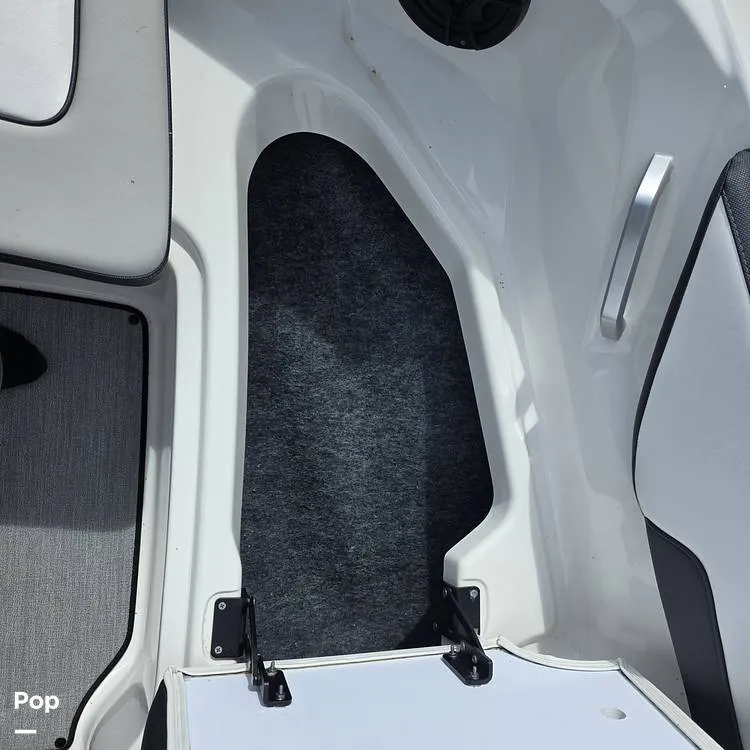 Slide: The Image of Yamaha AR195 2024 - 16443127
