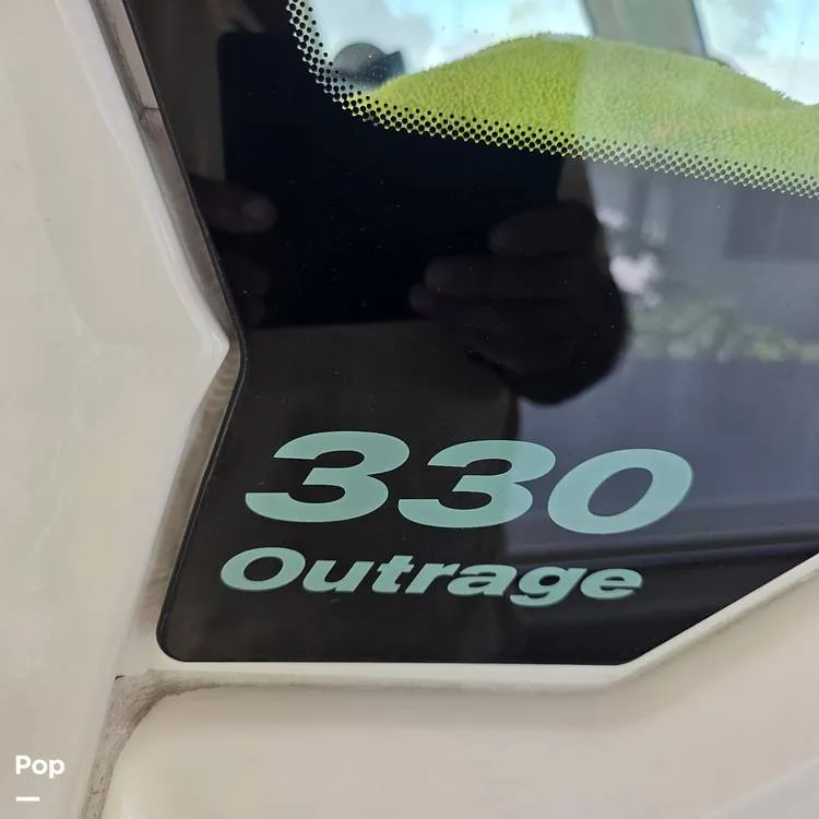 Slide: The Image of Boston Whaler 330 Outrage 2017 - 16443020