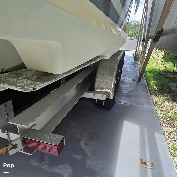 Slide: The Image of Boston Whaler 330 Outrage 2017 - 16443064