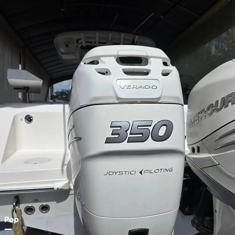 Slide: The Image of Boston Whaler 330 Outrage 2017 - 16443067