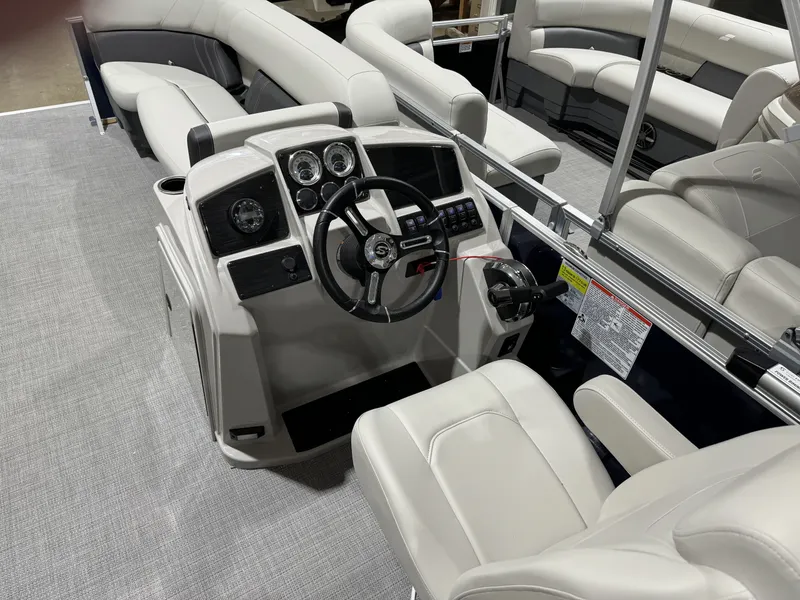 Slide: The Image of Sylvan MIRAGE 8524 2024 - 3