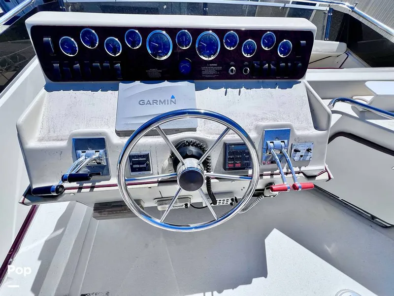 Slide: The Image of Sea Ray 390 Sportfish 1983 - 16517386