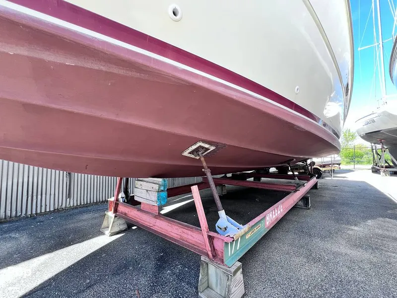 Slide: The Image of Sea Ray 390 Sportfish 1983 - 16517304