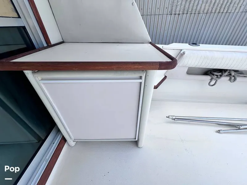 Slide: The Image of Sea Ray 390 Sportfish 1983 - 16526487